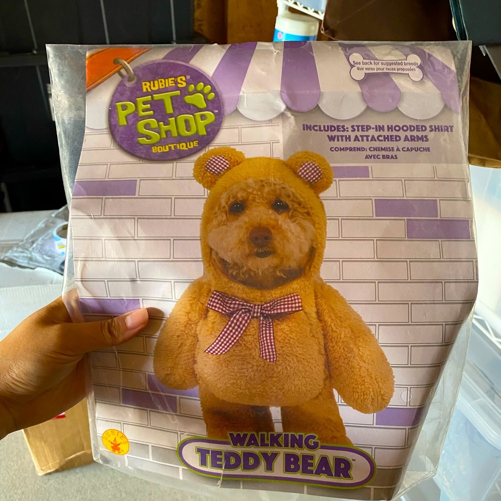 Costumes (Set of 6)